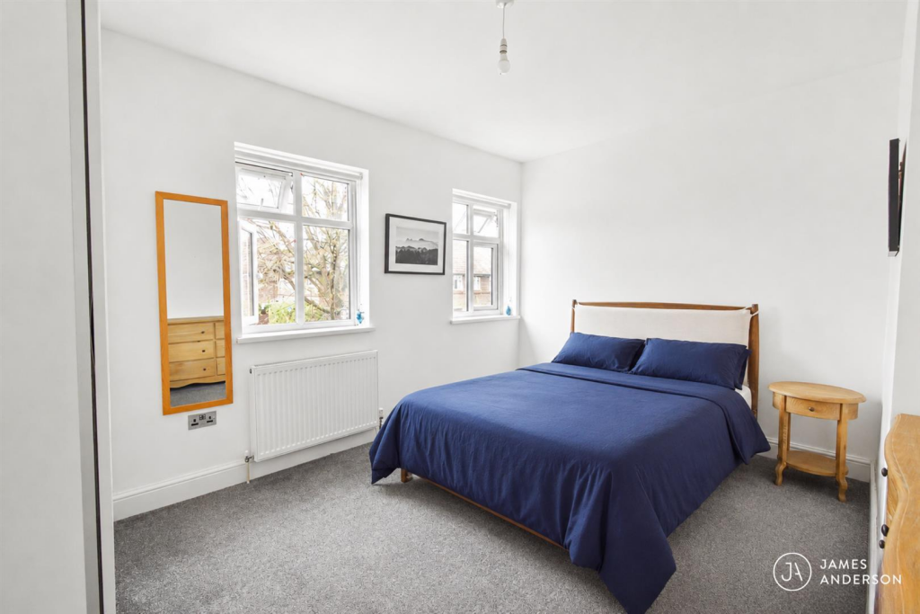 House in London - View 5