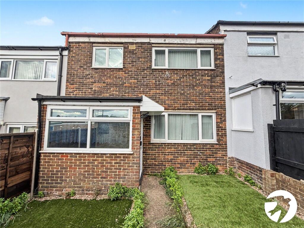 Main image of property: Sawyers Court, Chatham, ME4
