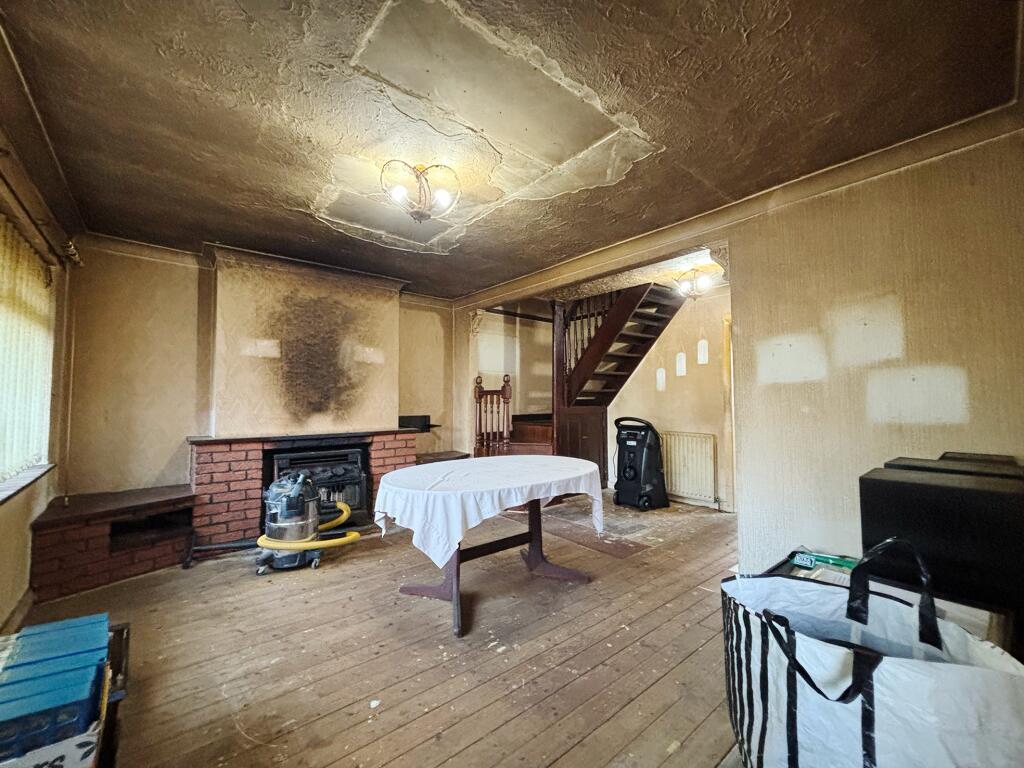 Windsor Road, Ashton-In-Makerfield, Wigan, WN4 9ET photo 2