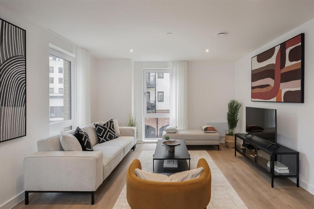 Main image of property: The Willows, Windsor Bridge Road, Bath, BA2