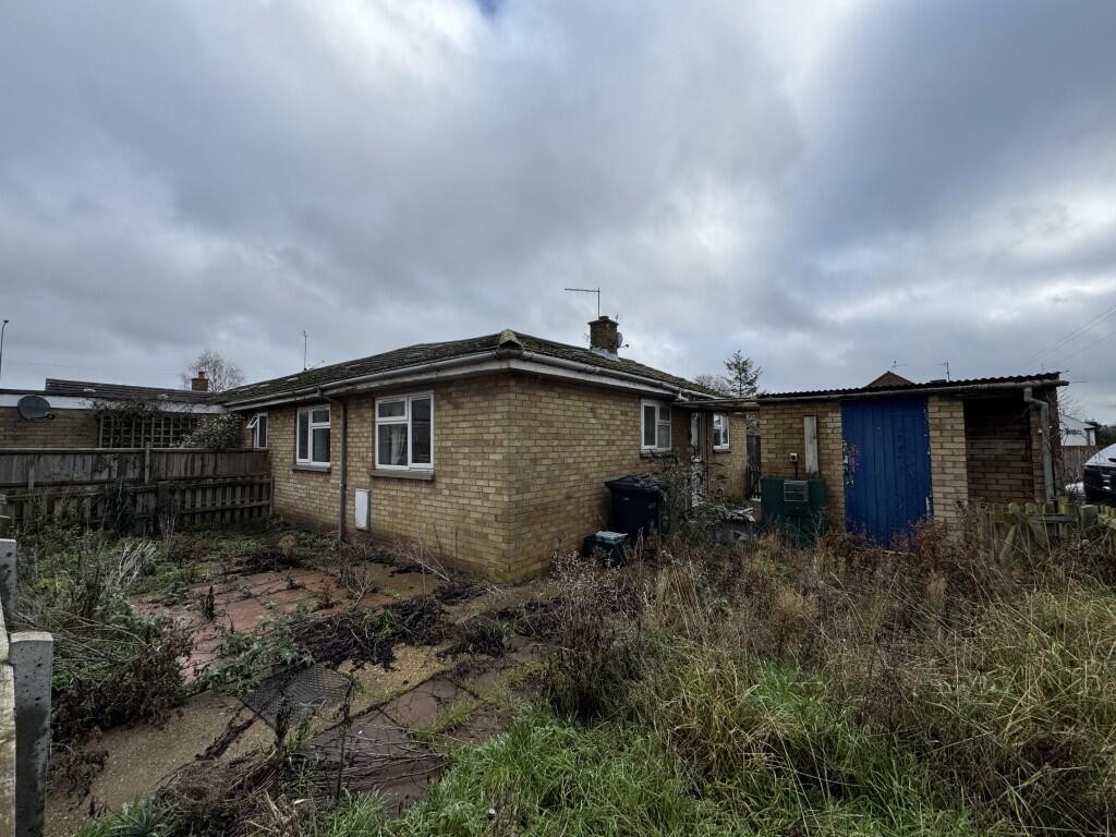 4 Aitkens Terrace, Terrington St. John, Wisbech, Norfolk PE14 7TA photo 2
