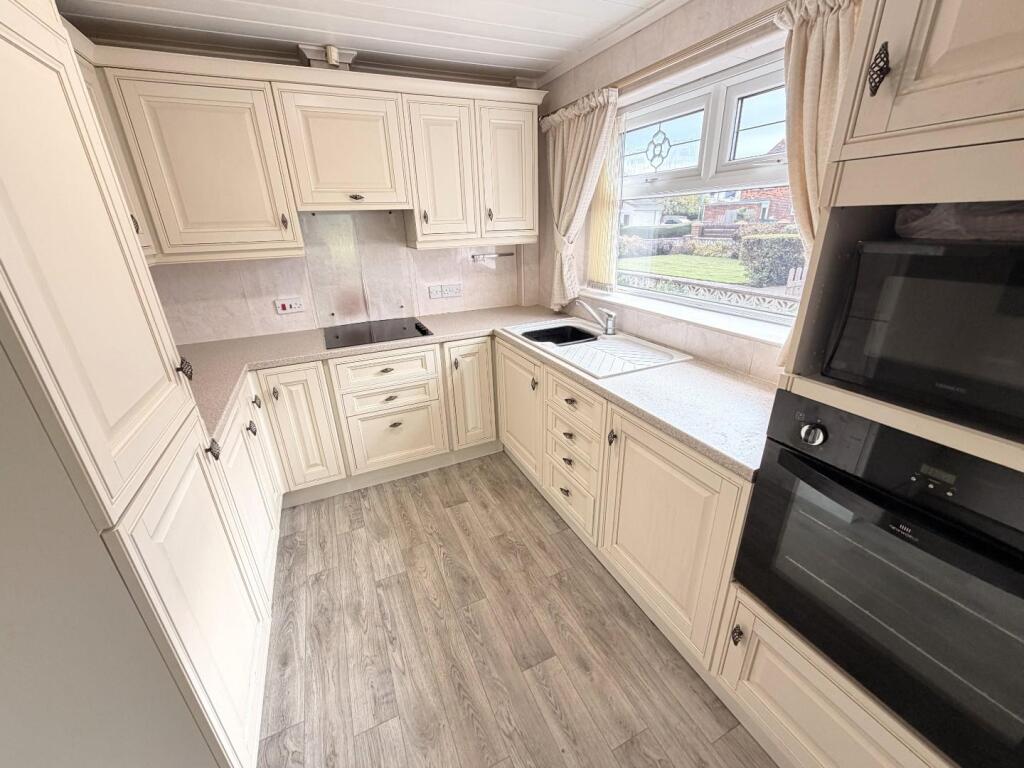 House in Stockton-on-Tees - More