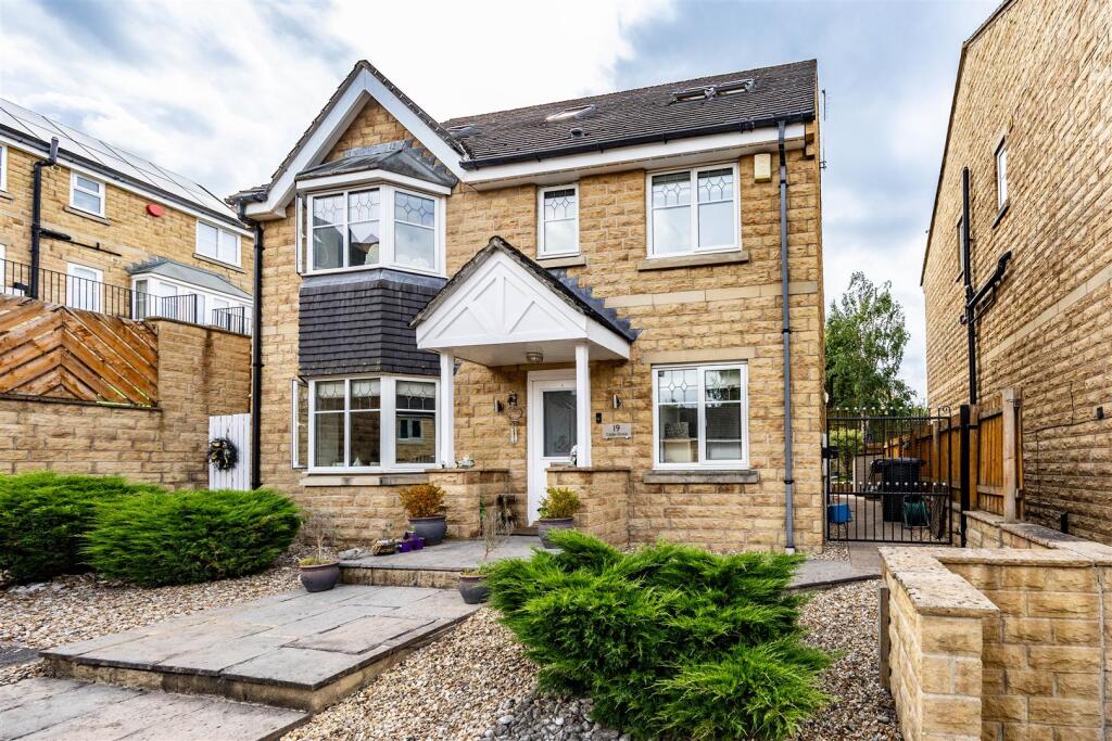 Main image of property: Cedar Grove, Brighouse