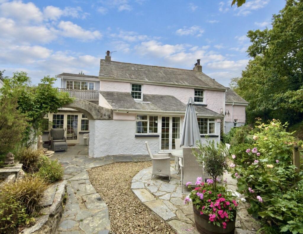 House in Plymouth - View 3