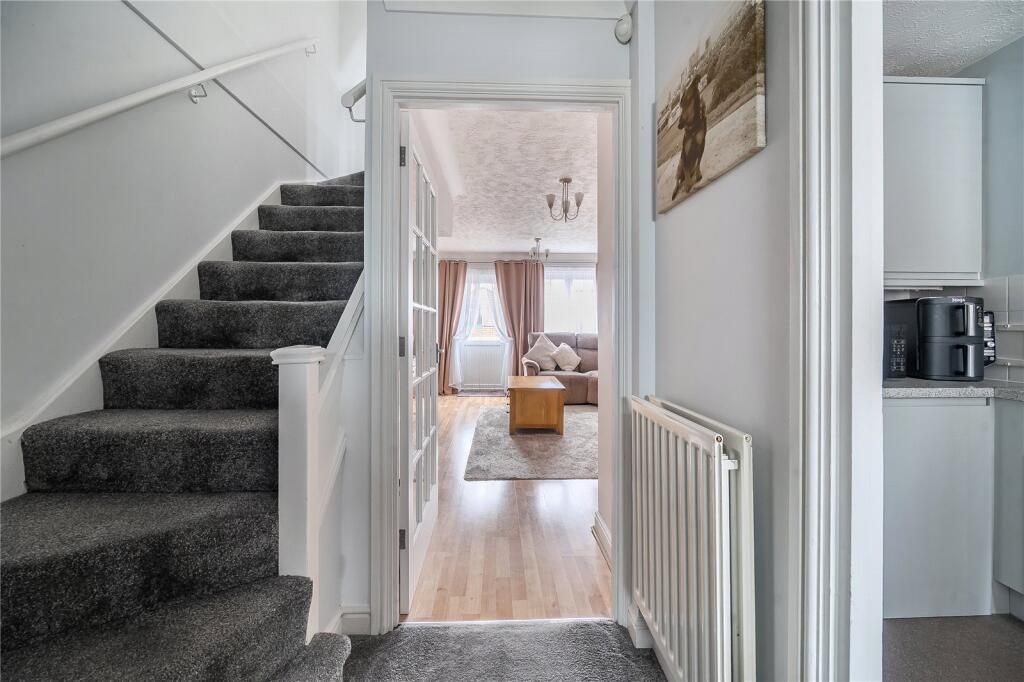 Robinia Close, London, SE20 photo 3