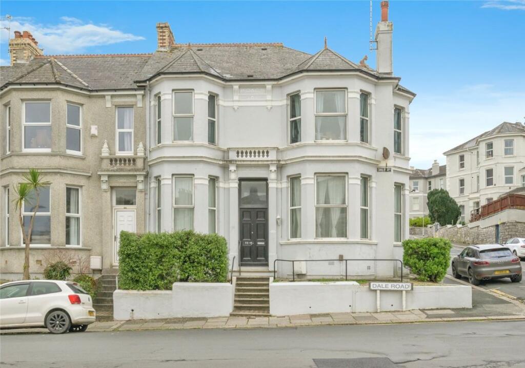 Main image of property: Flat 2, 62 Dale Road, Plymouth, Devon, PL4 6PA