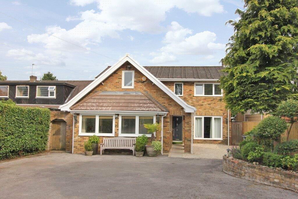 Main image of property: Chalfont Road, Seer Green, Beaconsfield, HP9