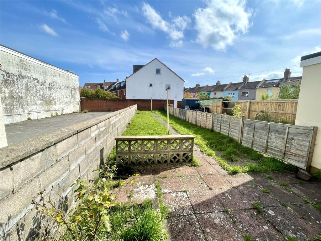 4 bedroom terraced house for rent