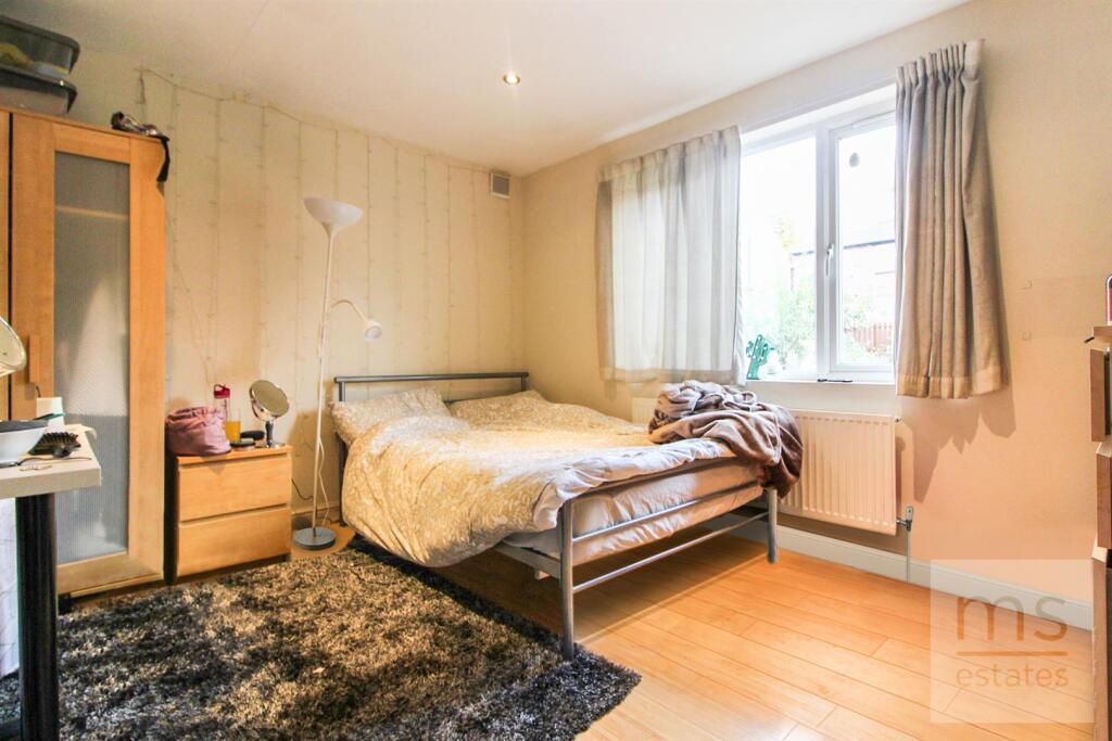 House in Nottingham, The Park - View 5