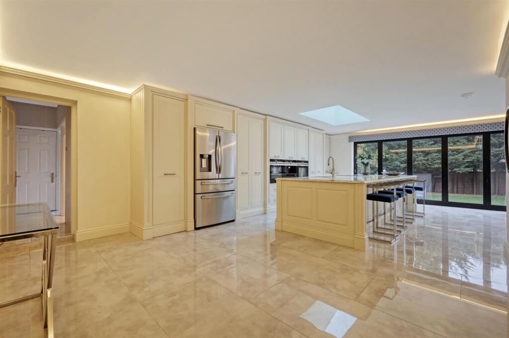 Mount Pleasant Road, Chigwell, IG7 – pohled 5