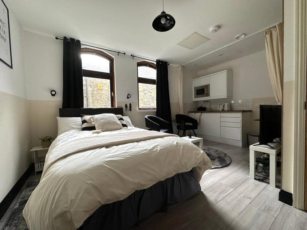 James Street, Bradford, West Yorkshire, BD1 photo 2