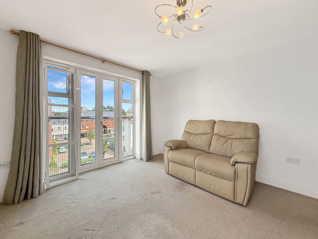 Ushers Court, Trowbridge, BA14 photo 5