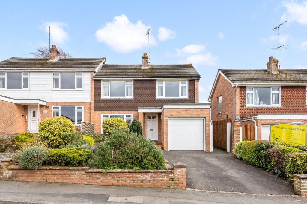 Main image of property: Willowbrook Way, Hassocks, West Sussex, BN6 8QD