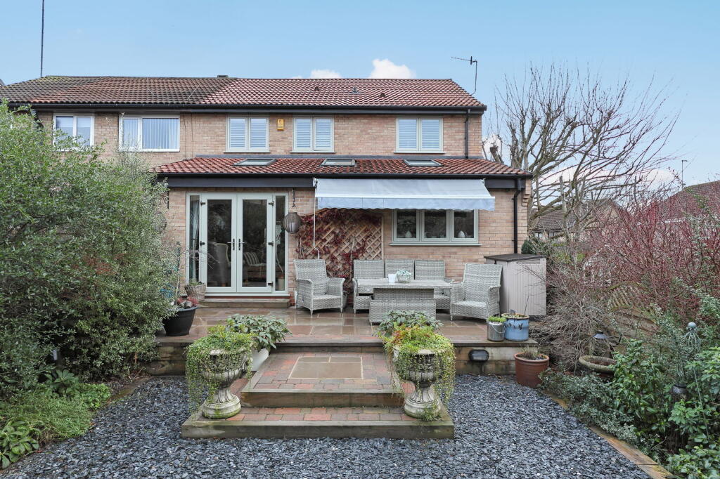 Main image of property: Kirkcroft Close, Thorpe Hesley, Rotherham, S61 2UH