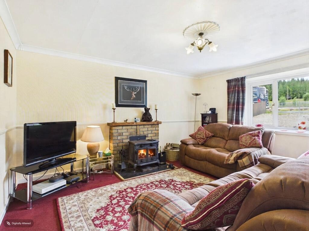 House in Dalwhinnie, Highland - View 2