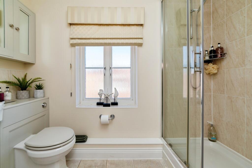 Additional image 10 of Devon Mead, Hatfield