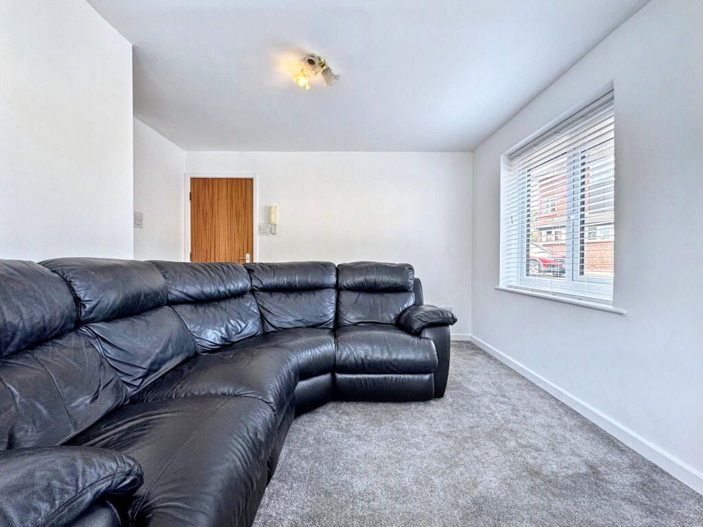 Apartment in South Tyneside, North East - More