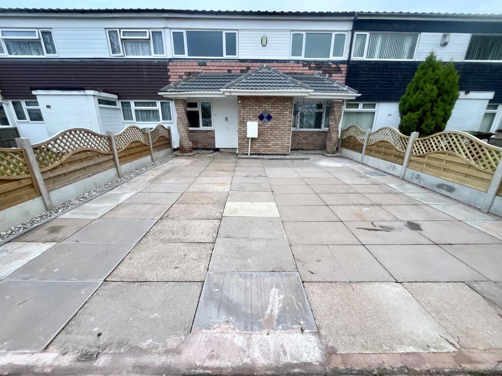 Main image of property: Poplar Avenue, Chelmsley Wood