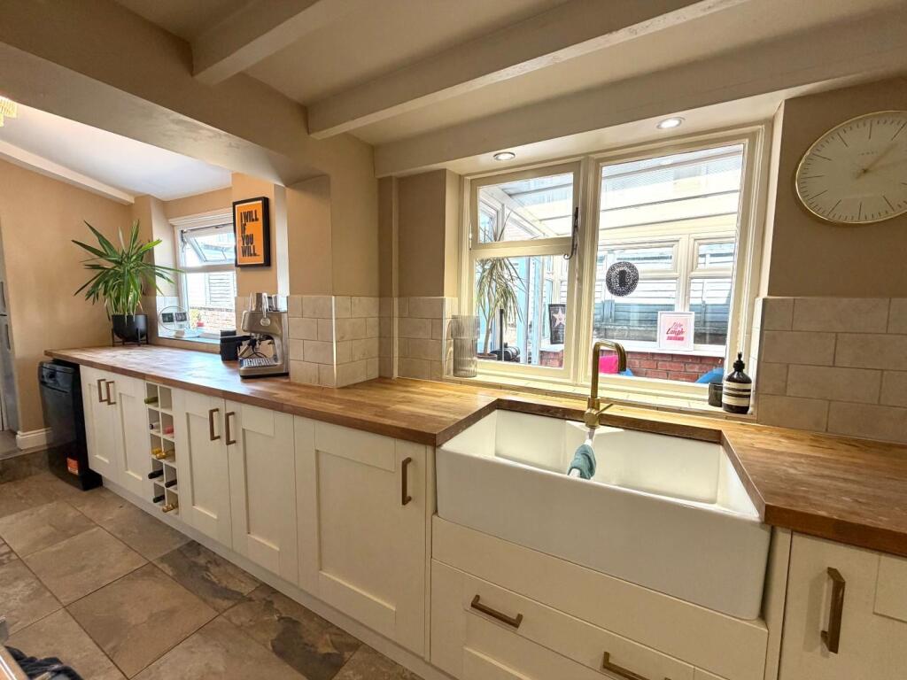 House in Earls Barton - View 5