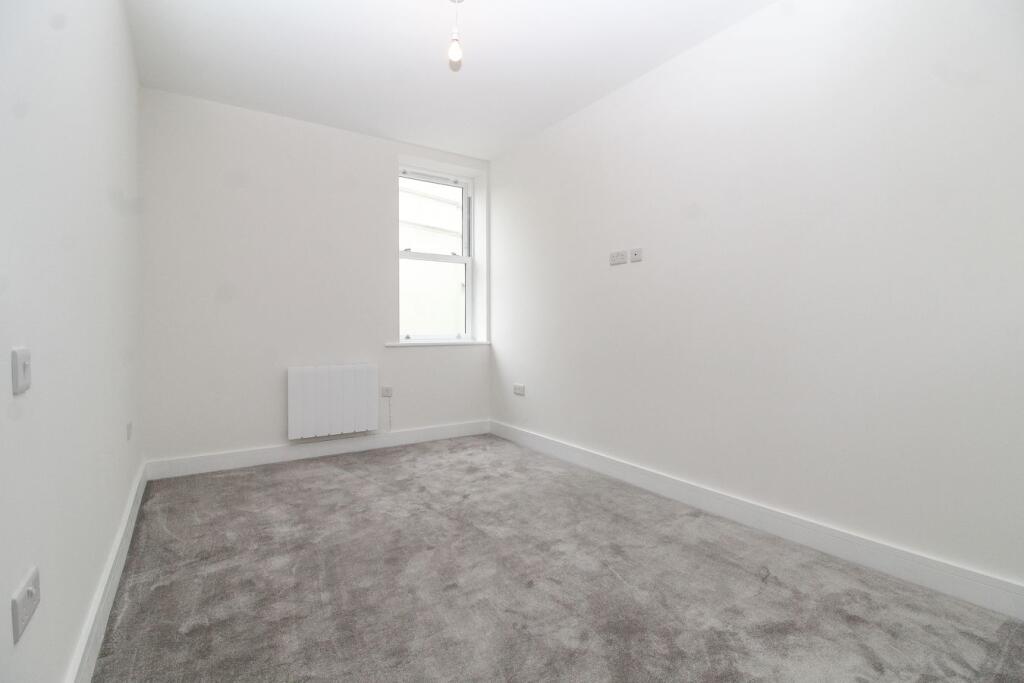 Apartment in Bournemouth - More