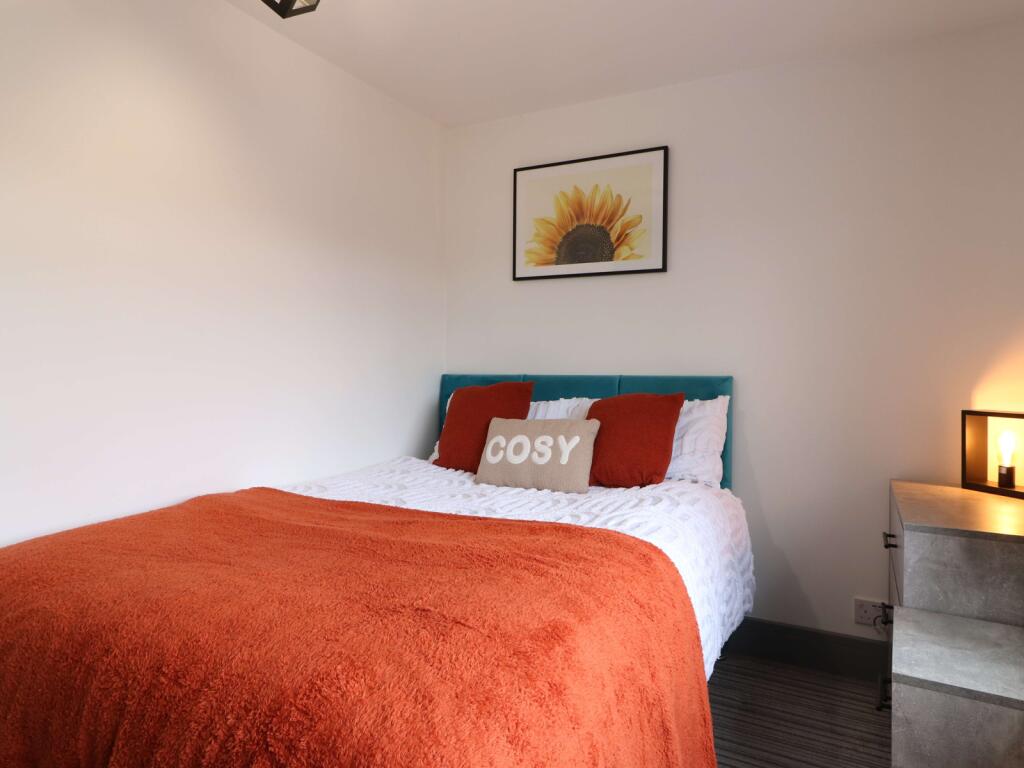 Main image of property: Goslyn Close