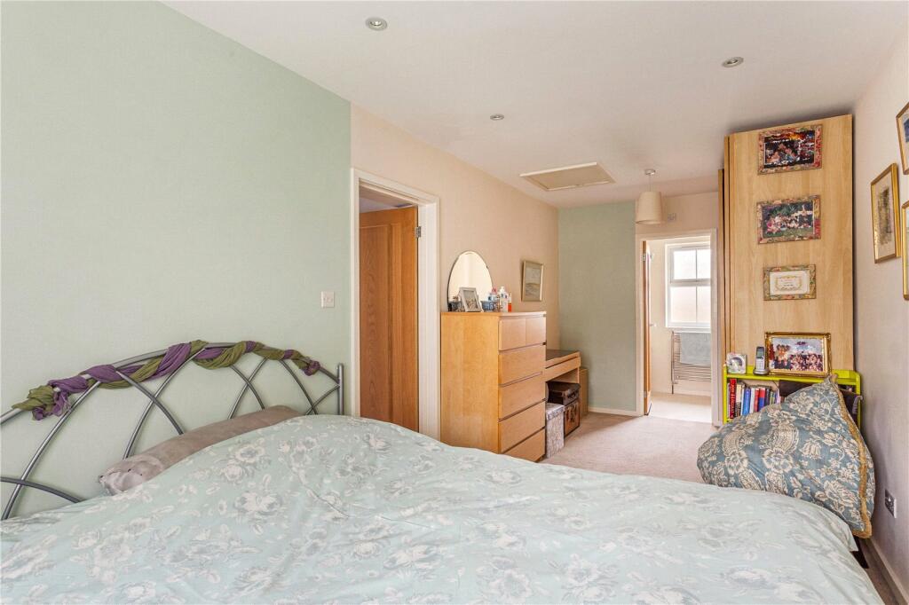 Windmill Drive, Croxley Green, Rickmansworth, Hertfordshire, WD3 - More