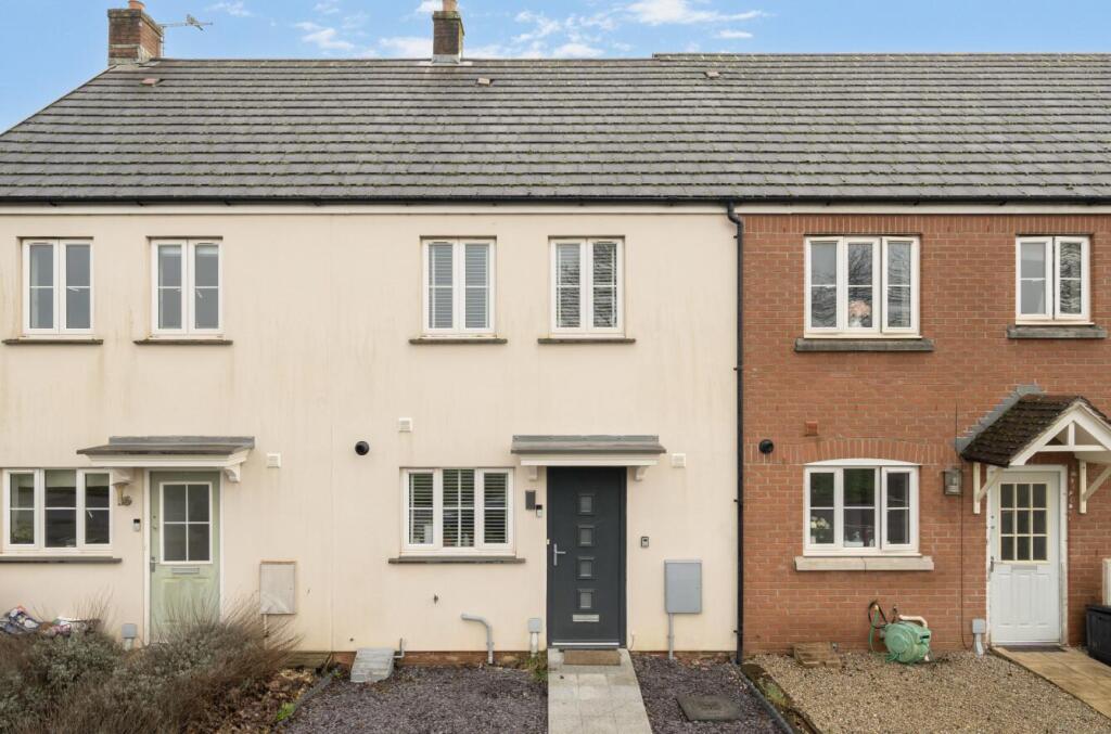 Main image of property: Tiverton Road, Cullompton, Devon