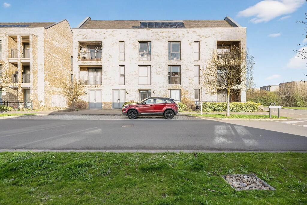 Main image of property: Osprey Drive, Cambridge, Cambridgeshire, CB2