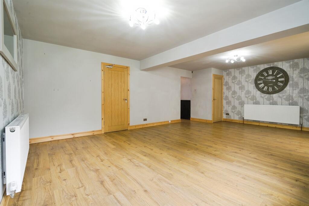 House in Barnsley, South Yorkshire - View 2