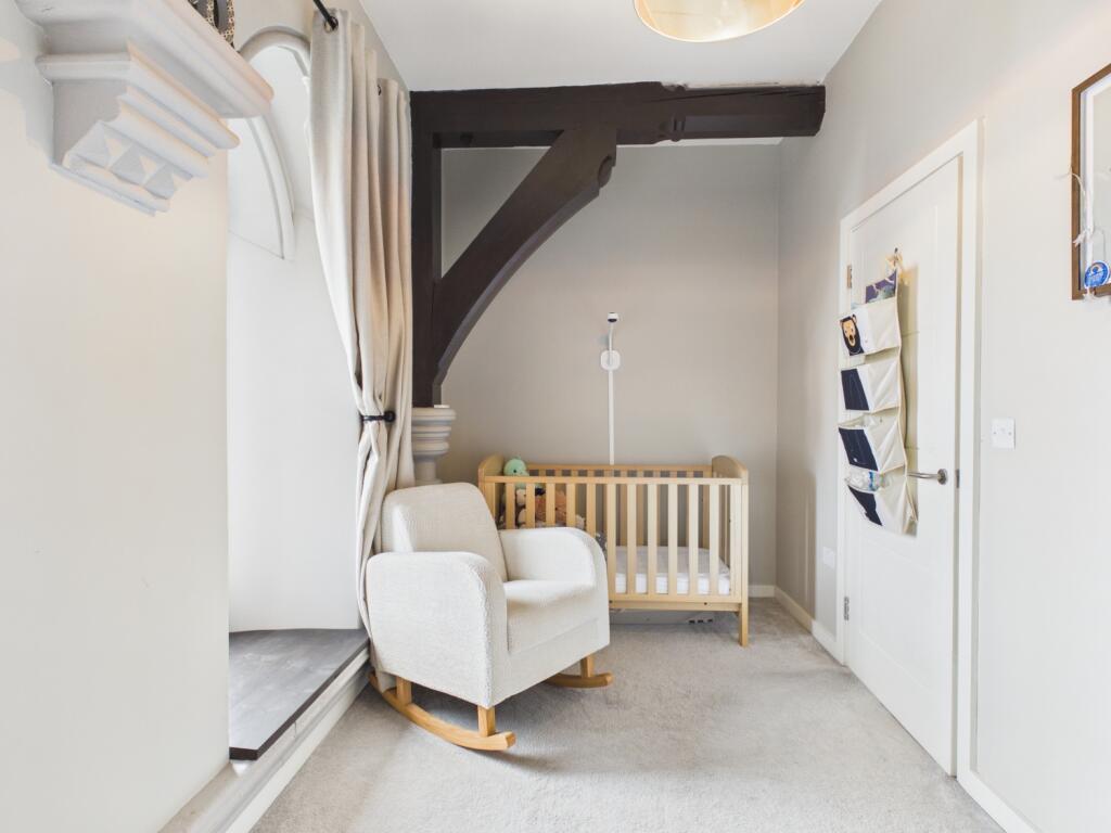 Apartment in Tameside, Newton Wood - More