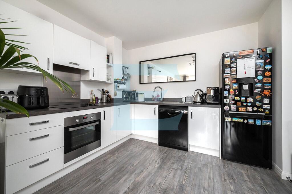 Apartment in London - View 5
