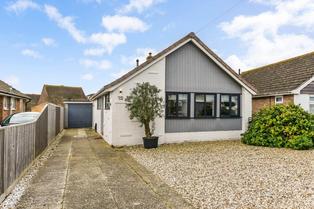 3-bed bungalow on Seafield Way, East Wittering, West Sussex, PO20, £545,000