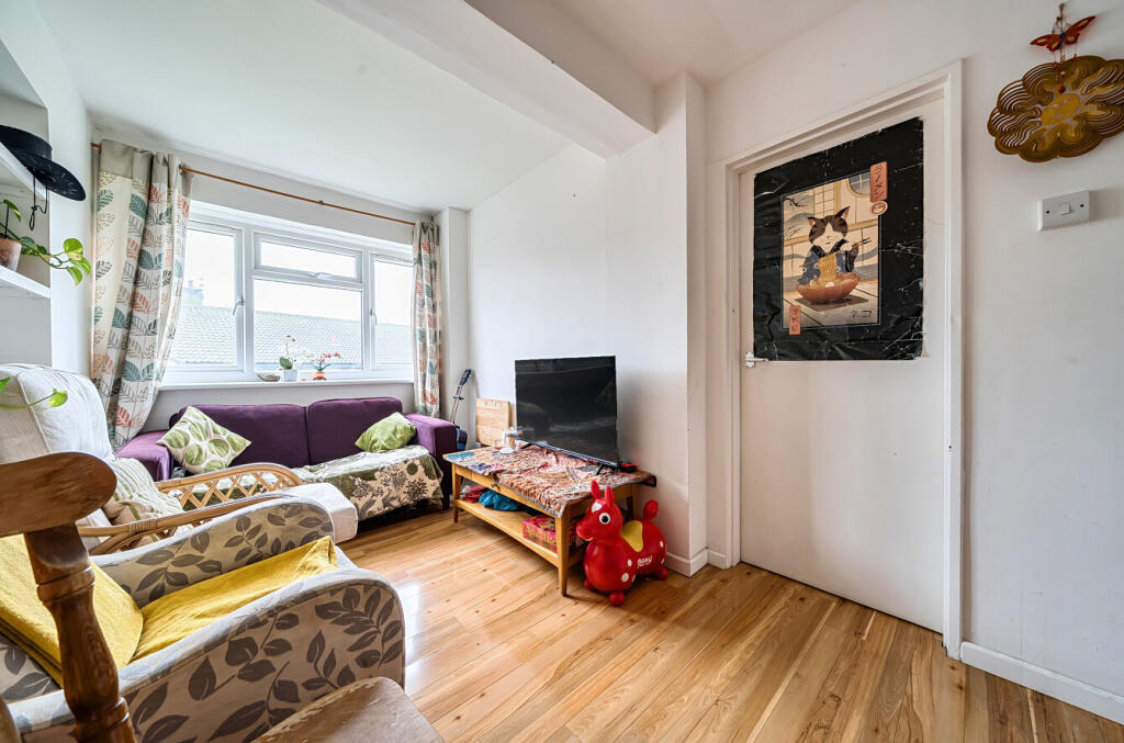 4 bedroom flat for rent