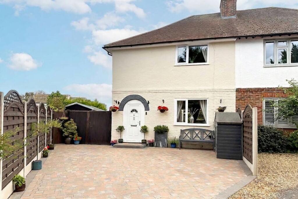 Main image of property: Hillside Crescent, Angmering, BN16