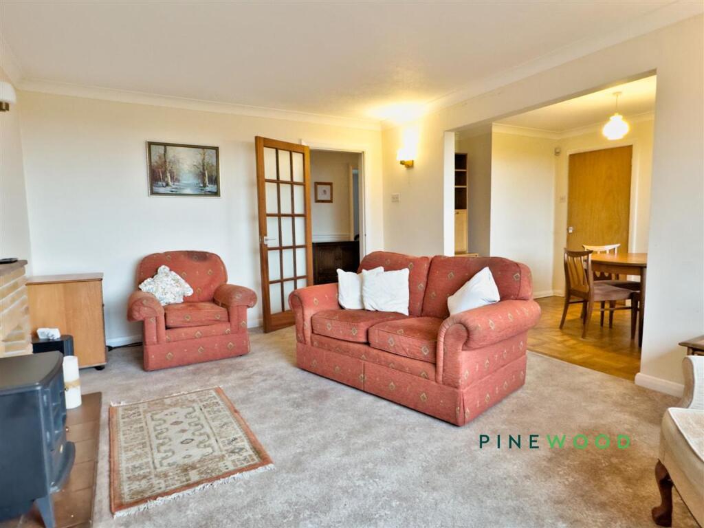 House in Bolsover, Whitwell - View 5