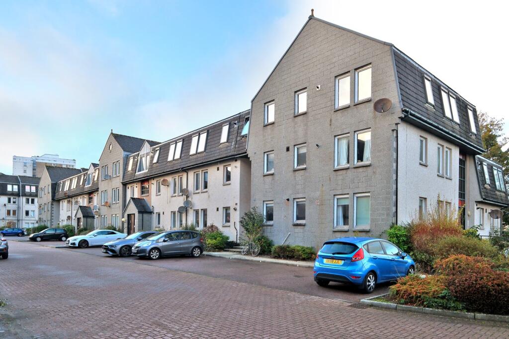 Main image of property: Gairn Mews, Gairn Terrace, Aberdeen, AB10