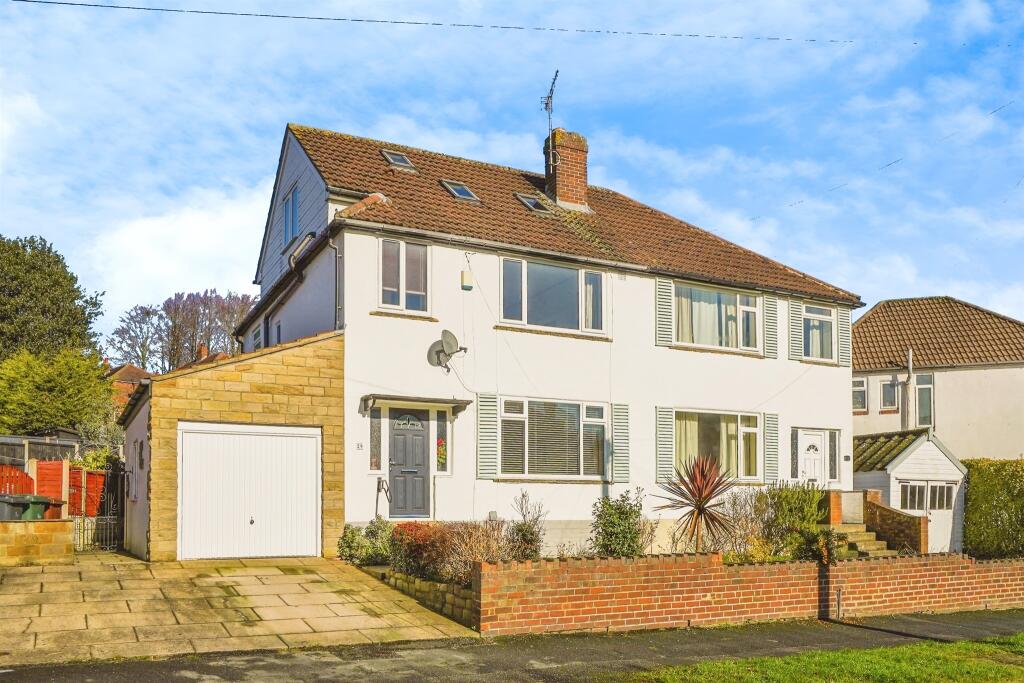 Main image of property: Valley Terrace, Leeds