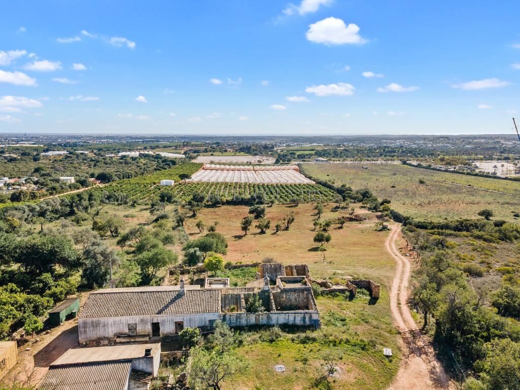 Main image of property: Algarve, Santa Bárbara de Nexe
