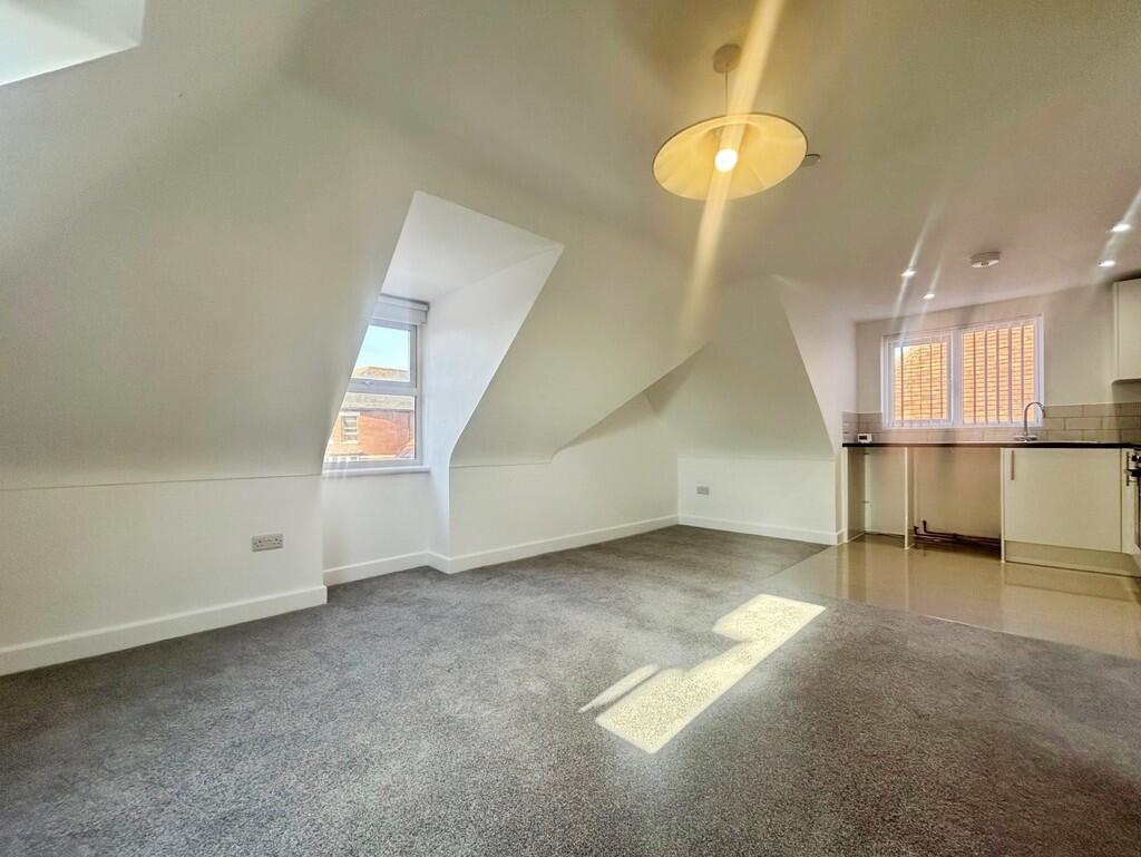 Apartment in Bournemouth - View 5