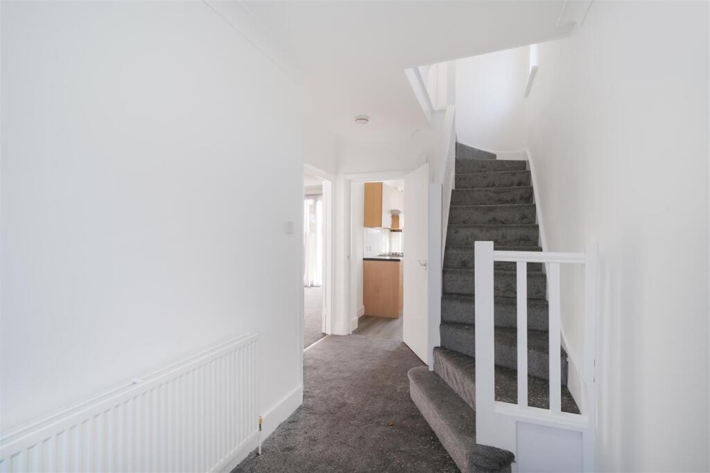 House in Harrow - More