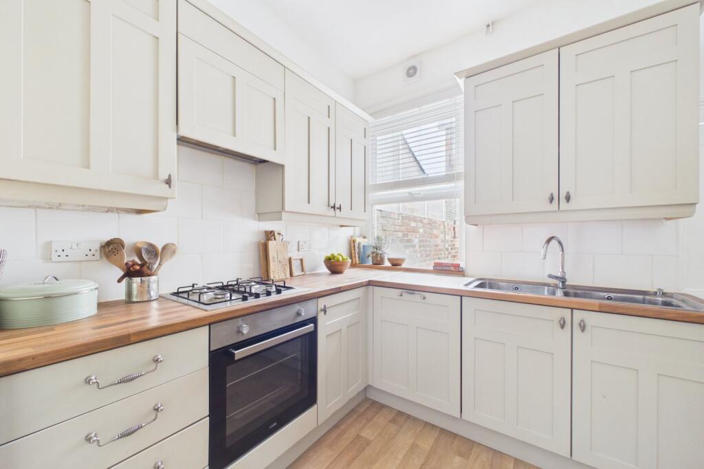 Apartment in Reading, Reading West - View 3
