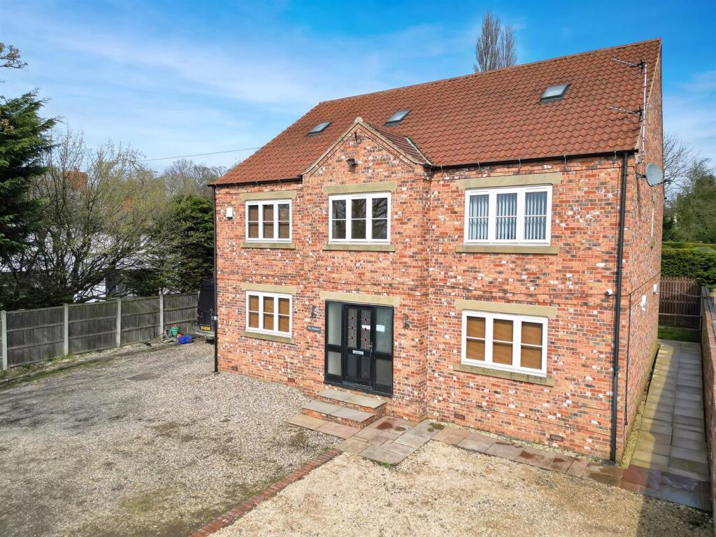 Main image of property: Field View, Byram