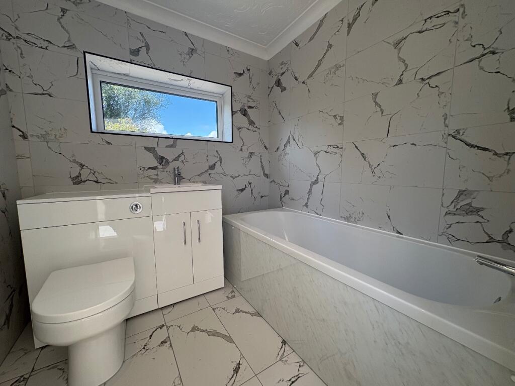 House in Fenland, Leverington - View 4