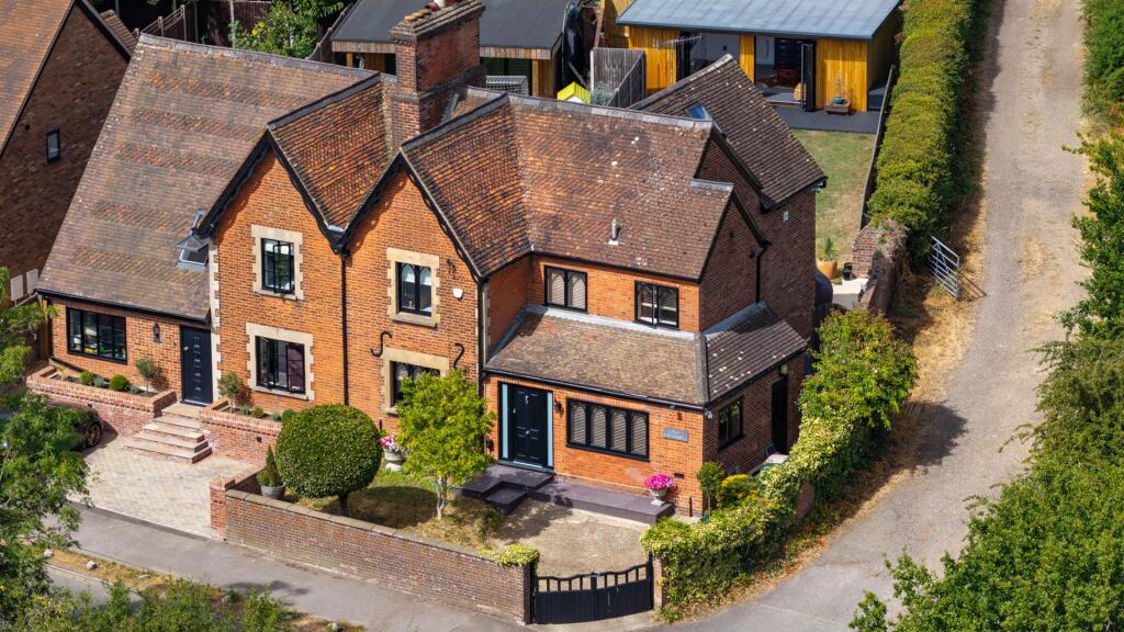 Main image of property: Bedmond Road, ABBOTS LANGLEY
