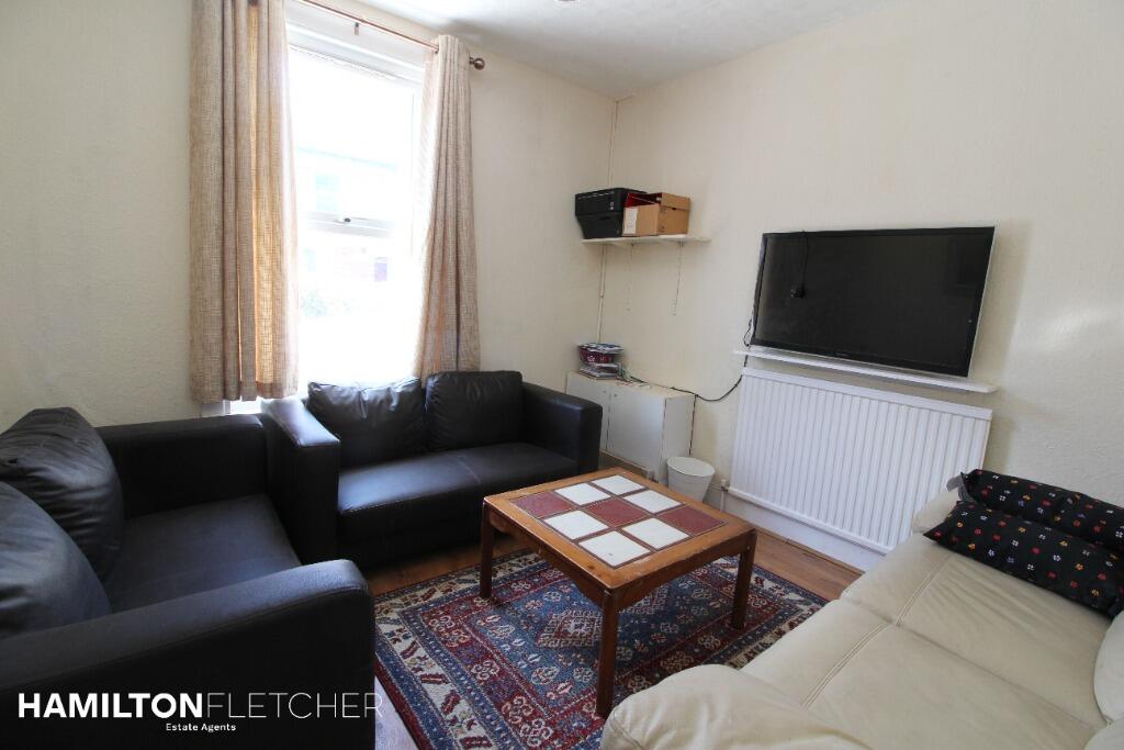Main image of property: Donnington Gardens, Reading, RG1