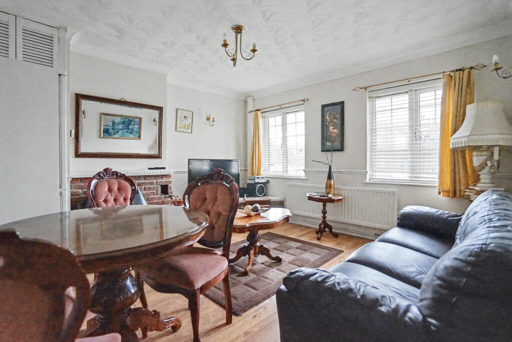 Apartment in Dartford, Kent - View 2