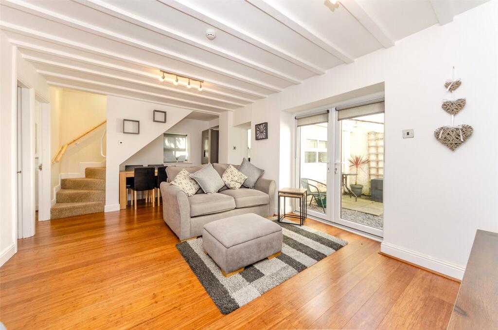 Conway Road, Penmaenmawr, Conwy, LL34 photo 2