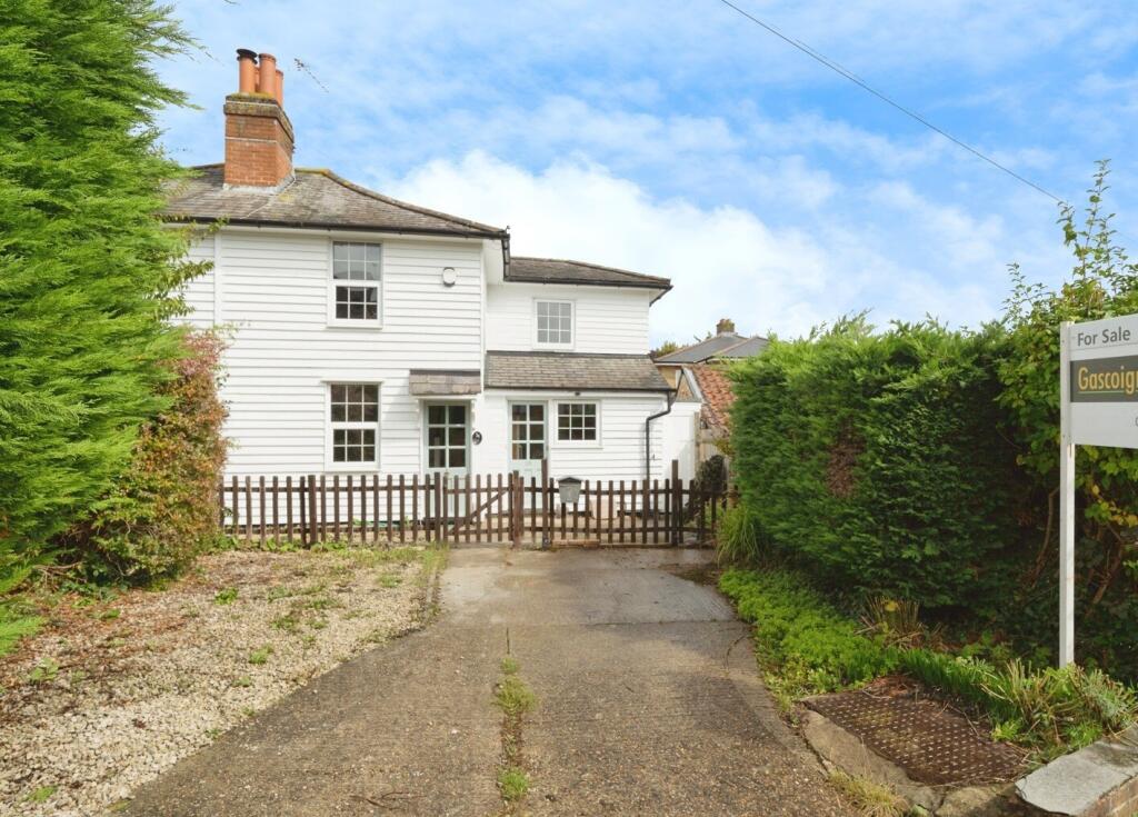 Main image of property: Middle Road, Leatherhead, Surrey, KT22