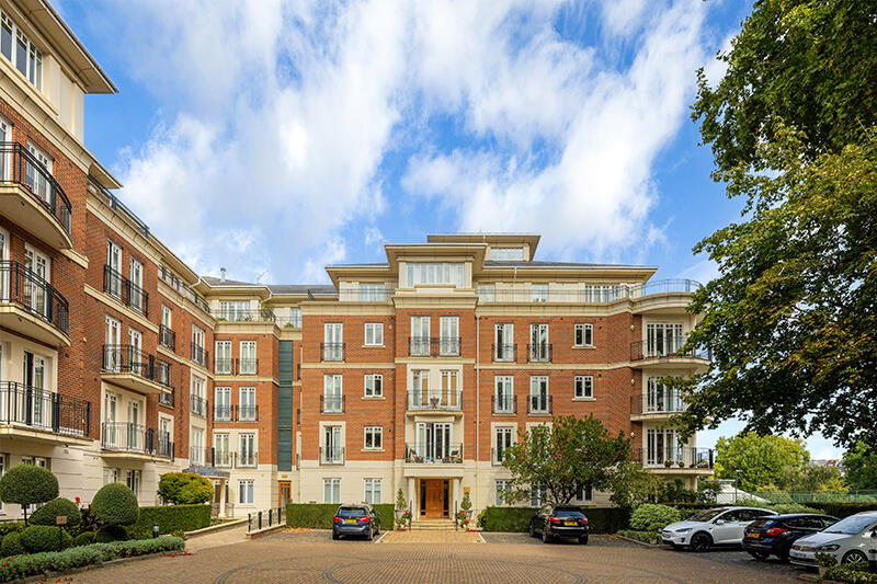 Apartment in Twickenham - View 2