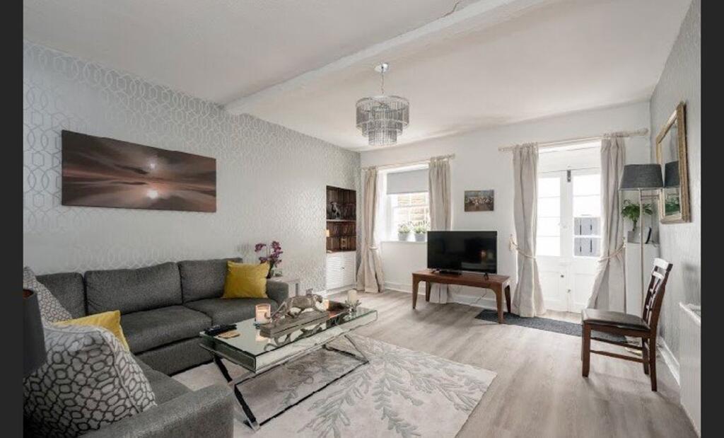 Main image of property: Cumberland Street, New Town, Edinburgh